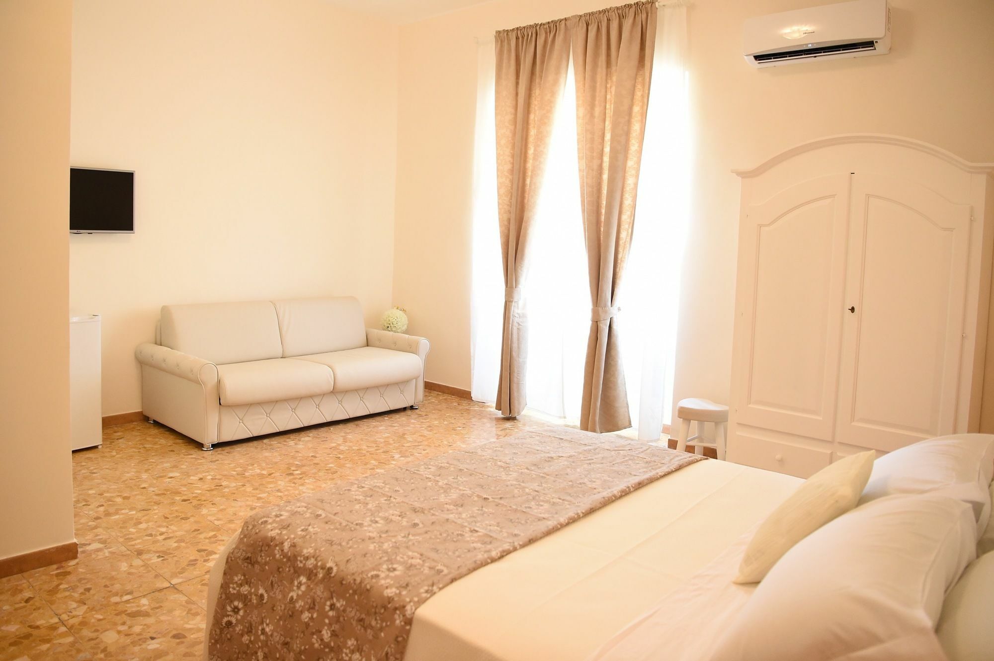 B&B Bonnes Suites Naples Extérieur photo