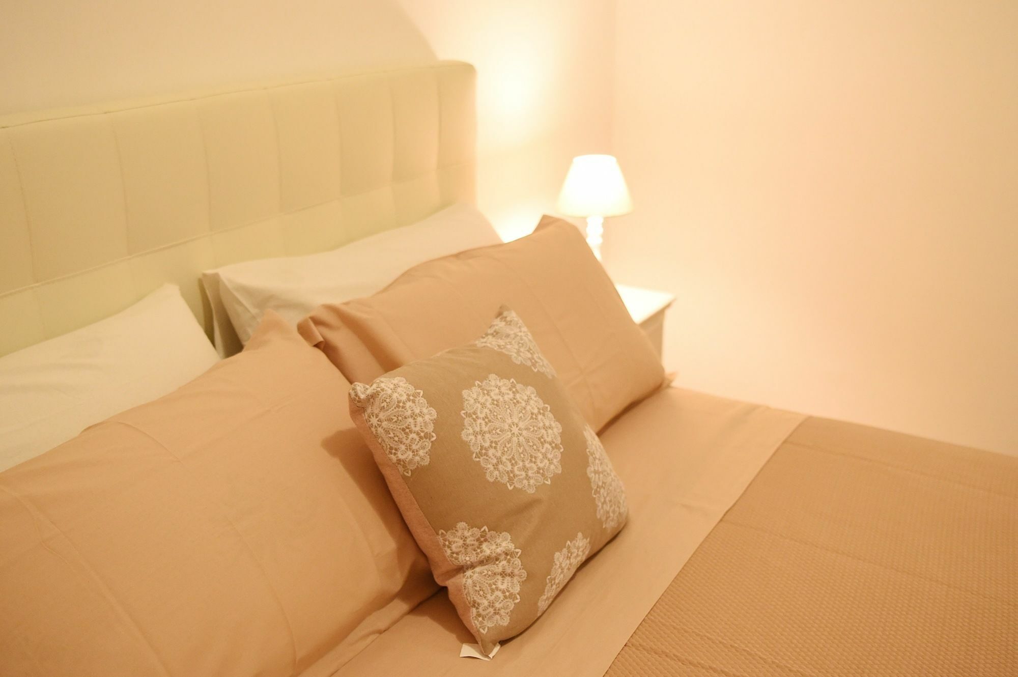B&B Bonnes Suites Naples Extérieur photo