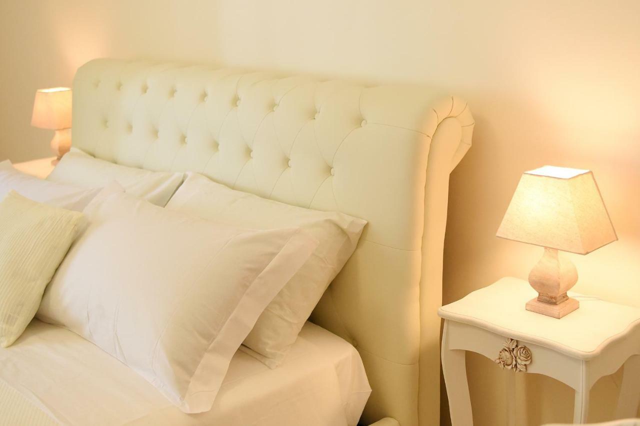 B&B Bonnes Suites Naples Extérieur photo