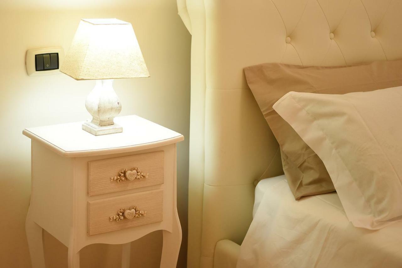 B&B Bonnes Suites Naples Extérieur photo