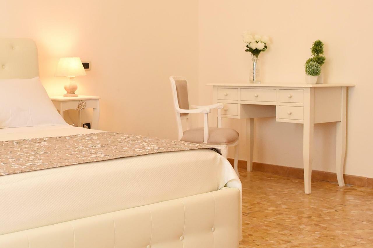 B&B Bonnes Suites Naples Extérieur photo