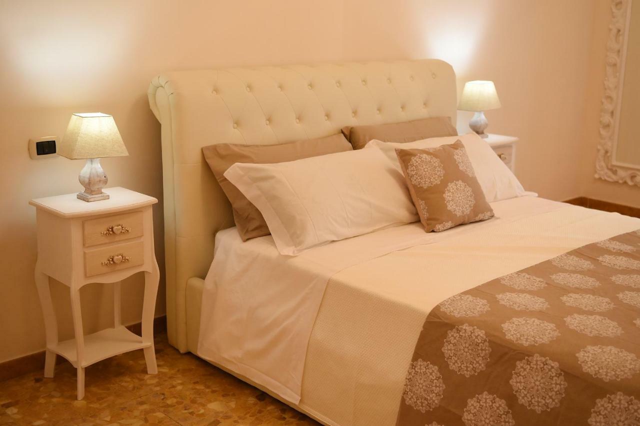 B&B Bonnes Suites Naples Extérieur photo