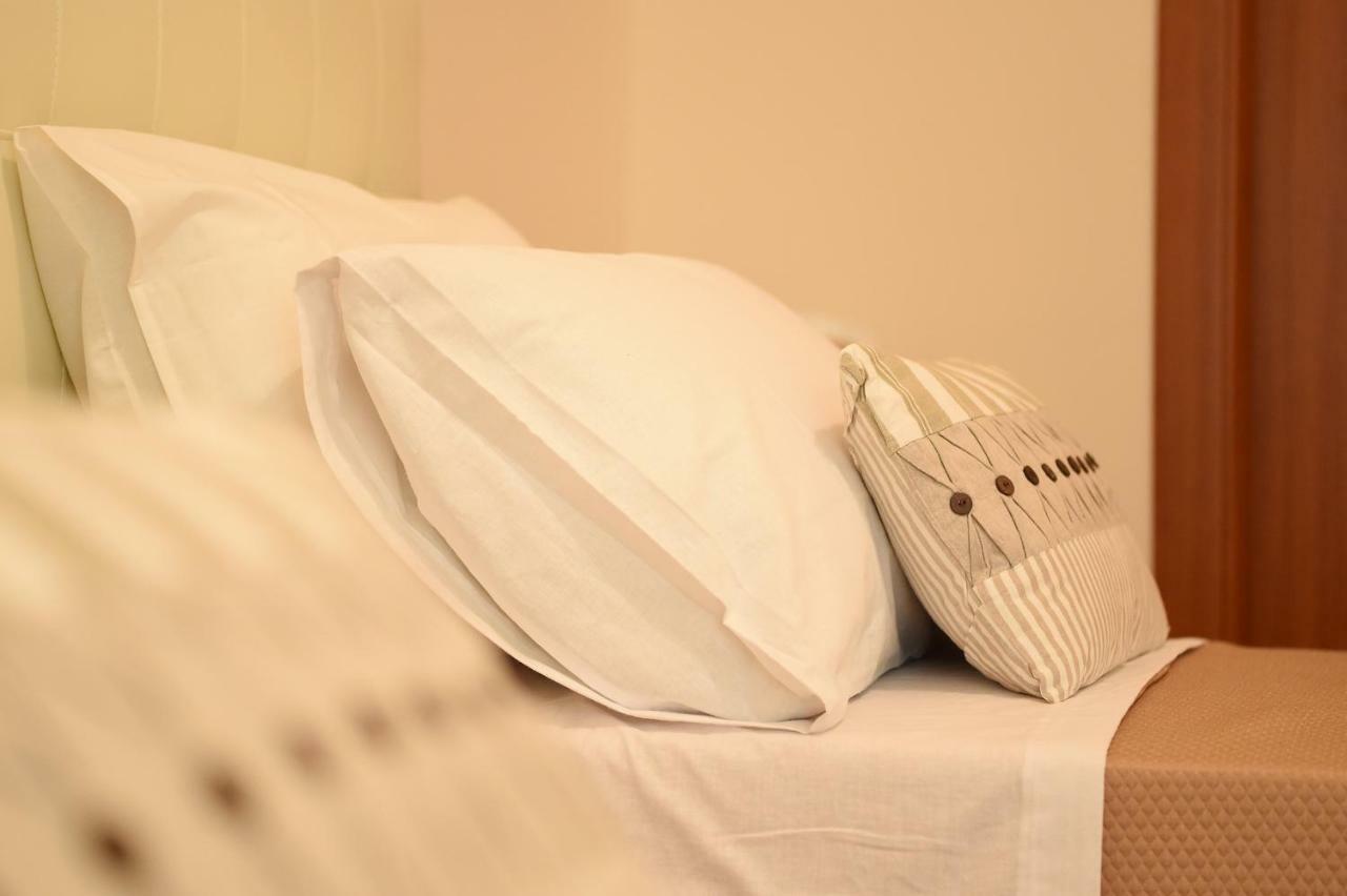 B&B Bonnes Suites Naples Extérieur photo