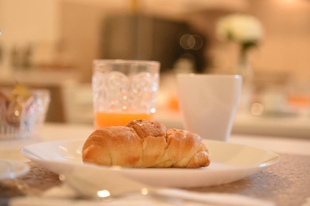 B&B Bonnes Suites Naples Extérieur photo